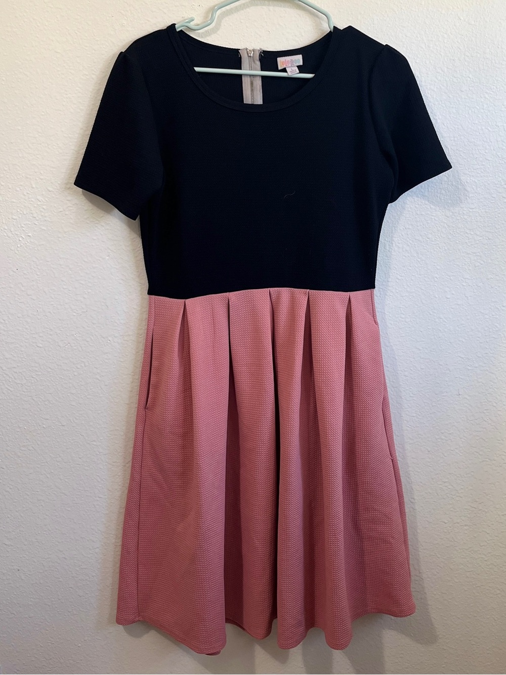 Lula roe women’s short sleeve dress
